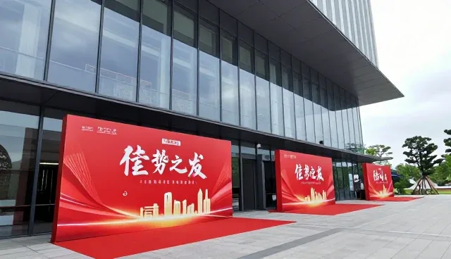 影视策划软件选型:自主开发与购买的取舍分析